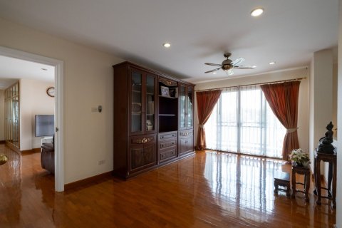 4 bedrooms House in Chiang Mai, Thailand No. 97760 10