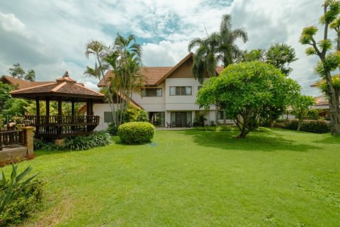 4 bedrooms House in Chiang Mai, Thailand No. 97760 20