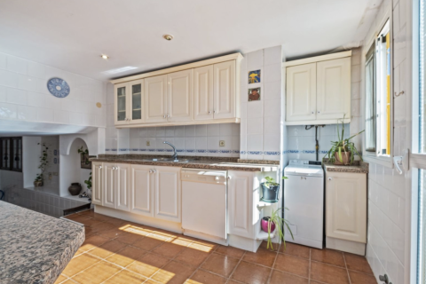 4 bedrooms Properties in Song Phan, Vietnam No. 92391 18