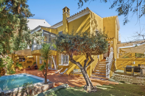 4 bedrooms House in Malaga, Spain No. 92391