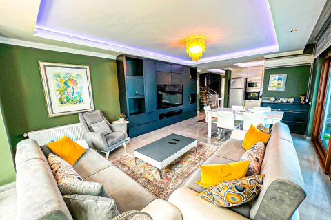 5 rooms Apartment in Oba, Turkey No. 21546