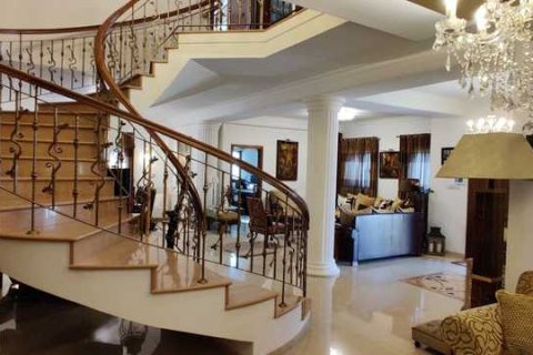 4 chambres Villa à Agios Tychonas, Cyprus No. 75838 7