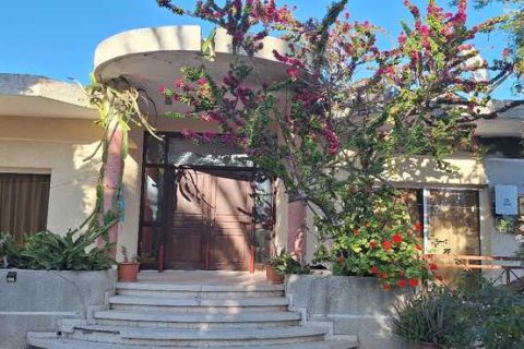 3 bedrooms Maisonette in Kolossi, Cyprus No. 101849 1