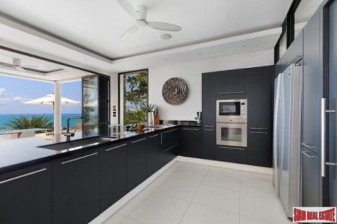 4 bedrooms Villa in Ko Samui, Thailand No. 96734 14