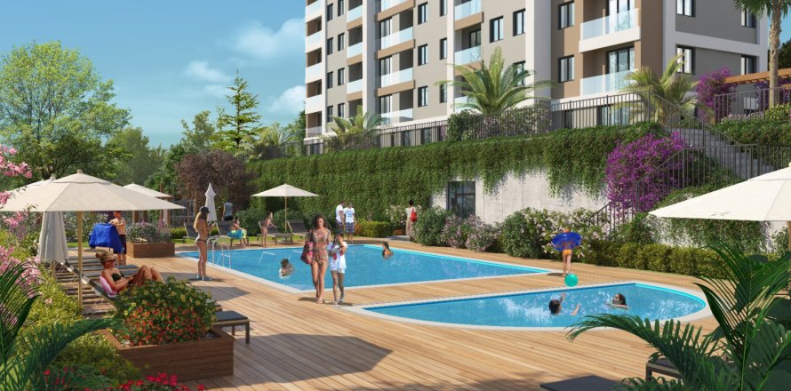 4 bedrooms Apartment in Kartal, Turkey No. 15352