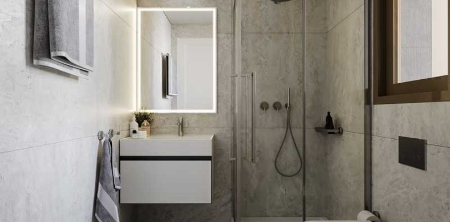 3 bedrooms Penthouse in Limassol, Cyprus No. 41020