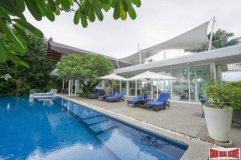5 bedrooms Villa in Phuket, Thailand No. 96275 3