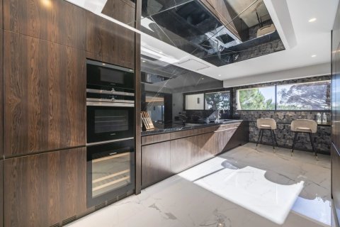 4 bedrooms Apartment in Cannes, France No. 69152 7