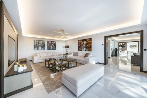 4 bedrooms Apartment in Cannes, France No. 69152 4