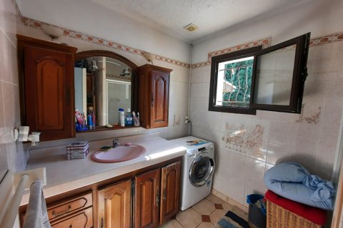 Дом с 3 спальнями в Монтжуар, Франция №69466 6