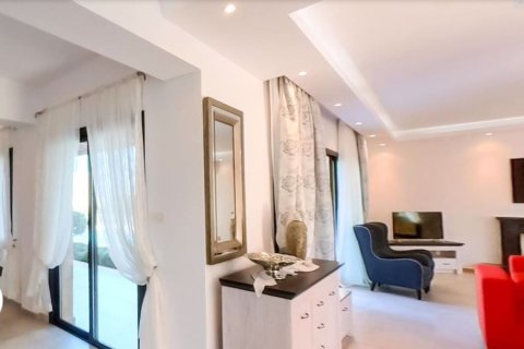 4 bedrooms Villa in Kouklia, Cyprus No. 75780 5