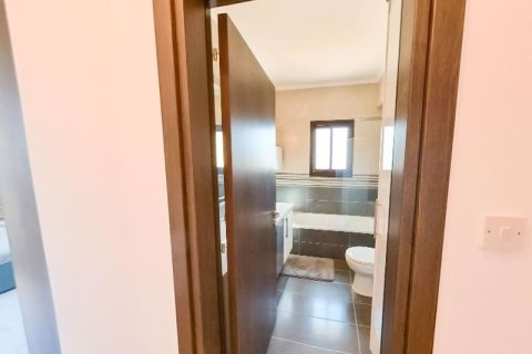 4 bedrooms Villa in Kouklia, Cyprus No. 75780 12