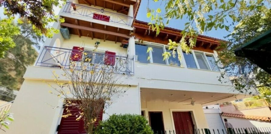 4 bedrooms House in Palaia Fokaia, Greece No. 109328