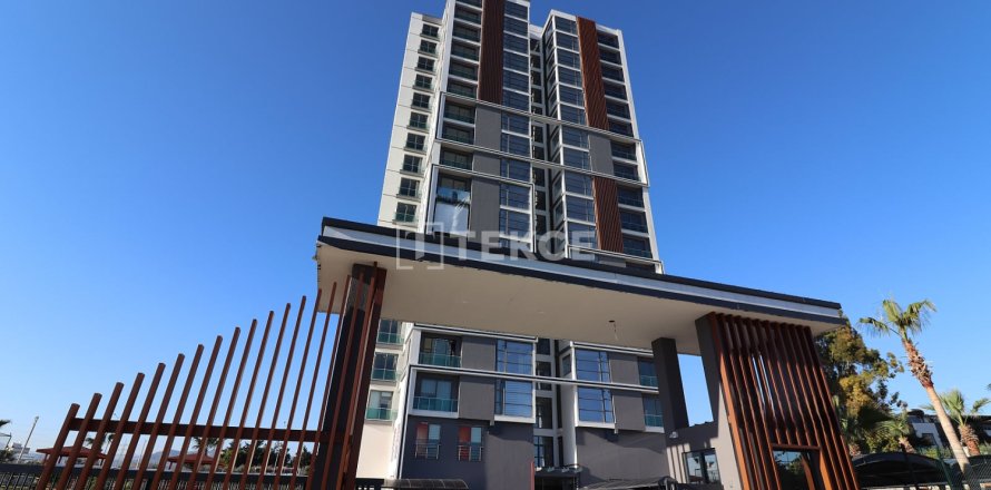 3 bedrooms Apartment in Mersin, Turkey No. 124084