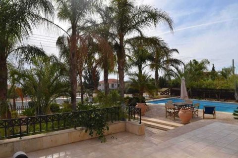 5 dormitorios Villa en Agios Athanasios, Cyprus No. 62873 1