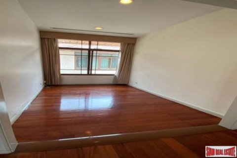 4 bedrooms House in Bangkok, Thailand No. 96086 10