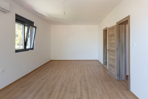 1 bedroom Apartment in Kotor, Montenegro No. 104744 10