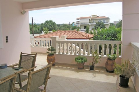 6 bedrooms Villa in Loutraki, Greece No. 59369 4