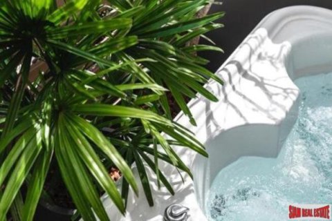 1 bedroom Apartment in Layan Beach, Thailand No. 97222 10