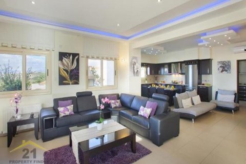 4 bedrooms Villa in Stroumpi, Cyprus No. 39147 5