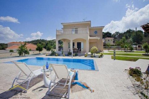 4 bedrooms Villa in Stroumpi, Cyprus No. 39147 4