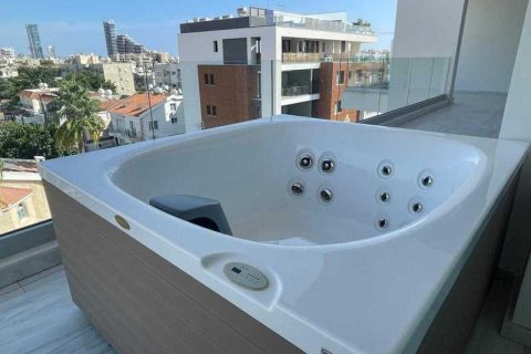 3 dormitorios Apartment en Germasogeia, Cyprus No. 34102 9