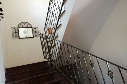 7 bedrooms House in Geroskípou, Cyprus No. 37304 2