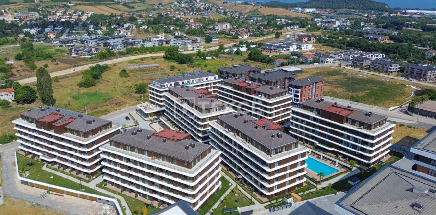 4 bedrooms Apartment in Yalova, Turkey No. 11965