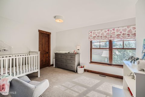 4 bedrooms House in Eagle, USA No. 104548 13