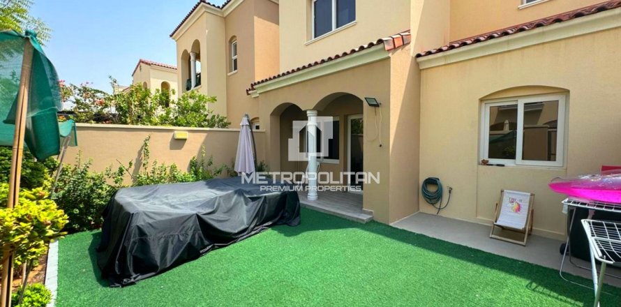 2 bedrooms Townhouse in Van Ha, Vietnam No. 93744