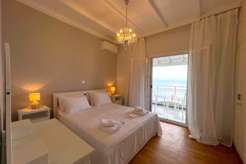 4 bedrooms House in Corfu, Greece No. 107659 16