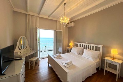 4 bedrooms House in Corfu, Greece No. 107659 15