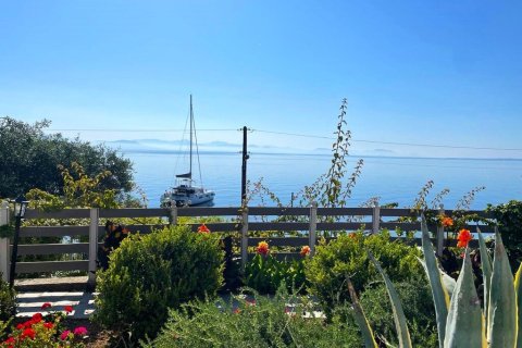 4 bedrooms House in Corfu, Greece No. 107659 1