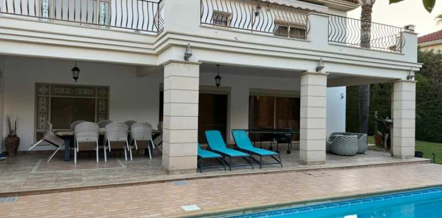 5 chambres House à Germasogeia, Cyprus No. 62473