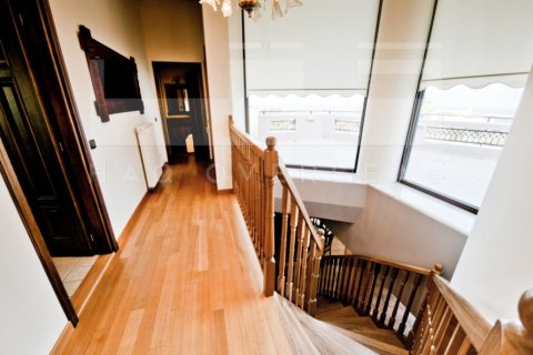 4 bedrooms Villa in Crete, Greece No. 70558 8