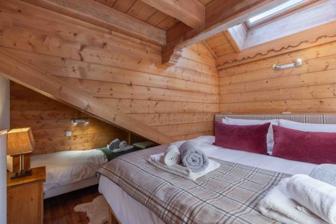 3 bedrooms Apartment in Les Allues, France No. 100154 4