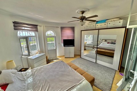 Вилла с 4 комнатами в Binh Duong, Вьетнам №22123 6