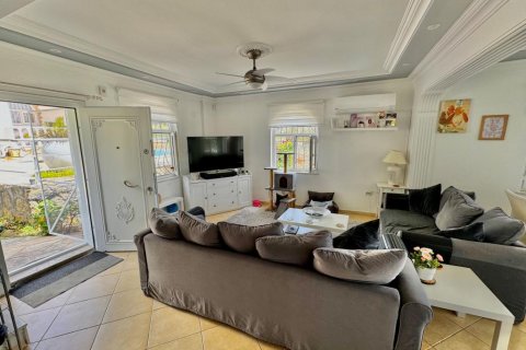 Вилла с 4 комнатами в Binh Duong, Вьетнам №22123 15