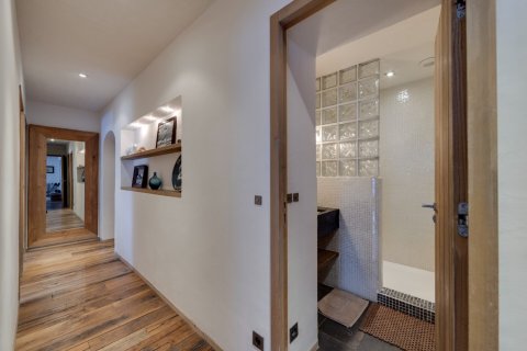 4 chambres Appartement à Val-d'Isère, France No. 99887 12
