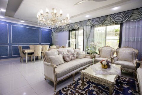 5 dormitorios Townhouse en DAMAC Hills (Akoya by DAMAC), UAE No. 118905