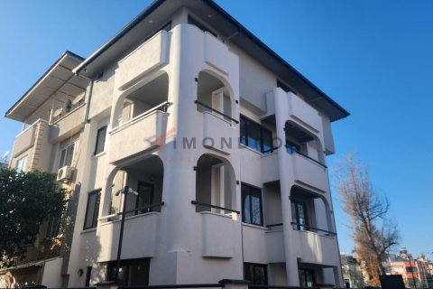 9 bedrooms Villa in Dao Huu Canh, Vietnam No. 80493 1