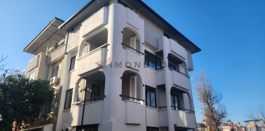 9 bedrooms Villa in Dao Huu Canh, Vietnam No. 80493