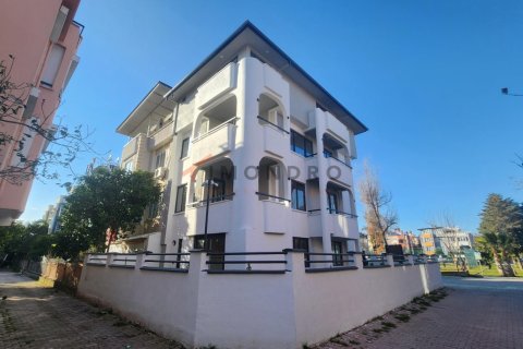 9 bedrooms Villa in Dao Huu Canh, Vietnam No. 80493 3
