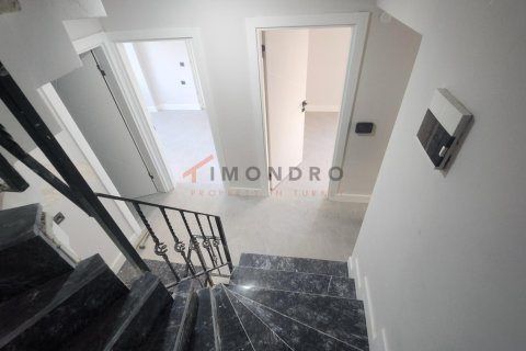 9 bedrooms Villa in Dao Huu Canh, Vietnam No. 80493 12