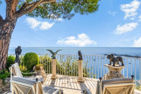 3 bedrooms House in Villefranche-sur-Mer, France No. 99810 6