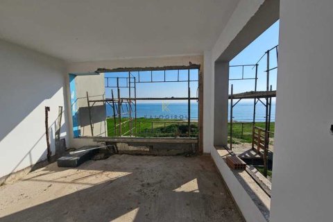 Дом с 3 спальнями в Перволия, Кипр №82393 13