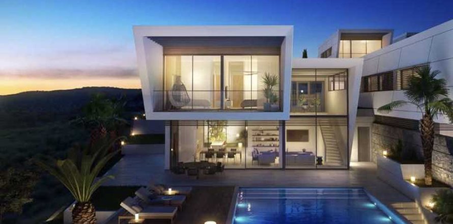 4 chambres Villa à Mouttagiaka, Cyprus No. 72817