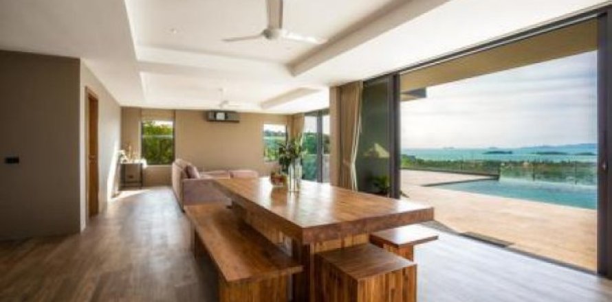 6 bedrooms Villa on the Ko Samui, Thailand No. 95988
