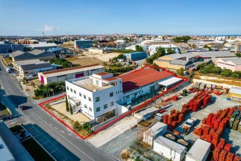 1308m² Commercial property in Larnaca, Cyprus No. 104974 2