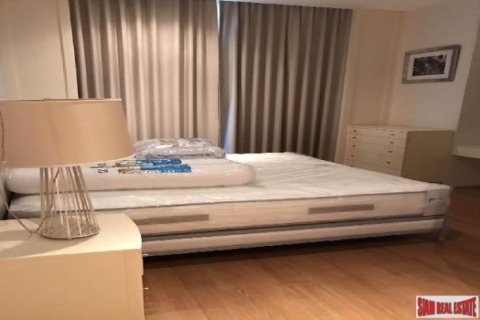 2 bedrooms Apartment in Bangkok, Thailand No. 96084 10